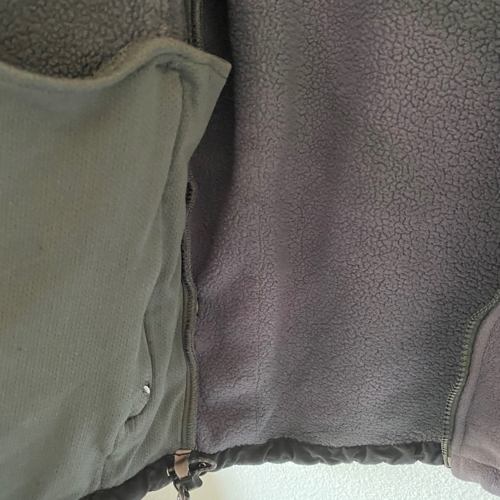 The North Face Blue Fleece Zip Up Jacket - Picture 12 of 16